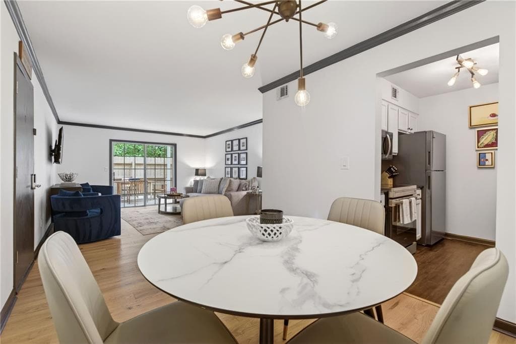 2 bedroom, 2 bathroom, 980 sq ft condominium sold at 3140 Seven Pines Court 106, Atlanta, GA 30339