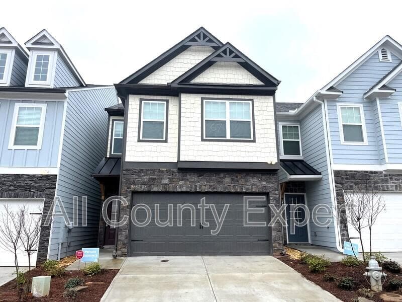3 bedroom, 3 bathroom, 1,800 sq ft townhouse for rent at 272 Whitetail Circle, Canton, GA 30115 for $2,050 a month — photo 1 of 18
