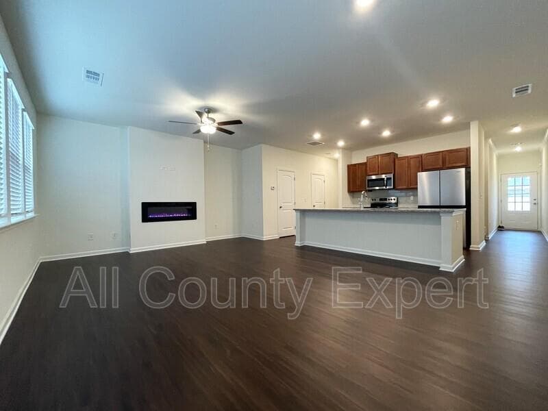 3 bedroom, 3 bathroom, 1,800 sq ft townhouse for rent at 272 Whitetail Circle, Canton, GA 30115 for $2,050 a month — photo 8