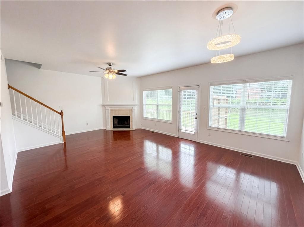 4 bedroom, 4 bathroom, 2,253 sq ft condominium under contract at 2102 Tidal Cove, Lawrenceville, GA 30043 — photo 3