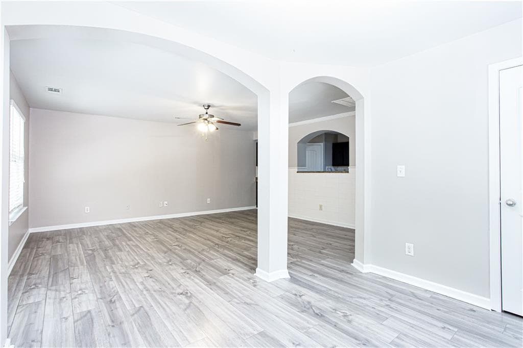 3 bedroom, 3 bathroom, 1,811 sq ft townhouse for sale at 2718 Haynescrest Drive, Grayson, GA 30017 — photo 8