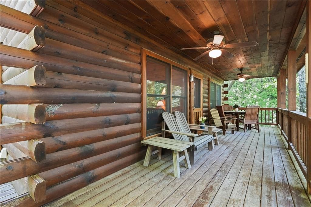 2 bedroom, 1 bathroom, 672 sq ft single family residence for sale at 156 Dupont Drive, Blue Ridge, GA 30513 — photo 4