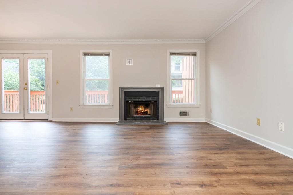3 bedroom, 3 bathroom, 1,716 sq ft townhouse for sale at 1354 Sheffield Glen Way, Atlanta, GA 30329 — photo 8