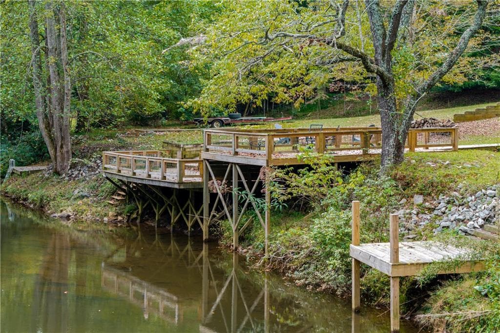 2 bedroom, 2 bathroom, 1,500 sq ft single family residence for sale at 124 CANDY MAN Lane, Dahlonega, GA 30533 — photo 1 of 35