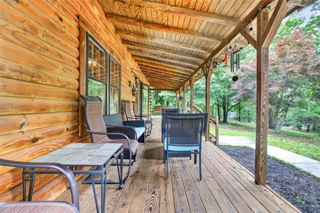 5 bedroom, 3 bathroom, 2,200 sq ft single family residence for sale at 4565 Dawsonville Highway, Gainesville, GA 30506 — photo 6