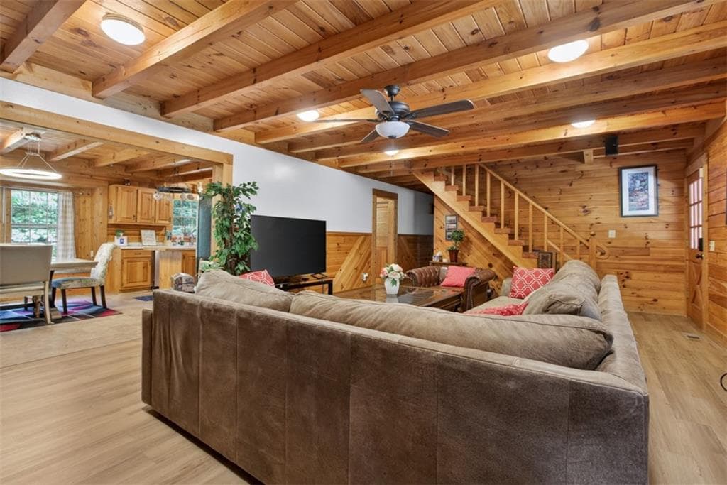 5 bedroom, 3 bathroom, 2,200 sq ft single family residence for sale at 4565 Dawsonville Highway, Gainesville, GA 30506 — photo 7