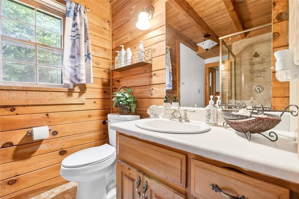 5 bedroom, 3 bathroom, 2,200 sq ft single family residence for sale at 4565 Dawsonville Highway, Gainesville, GA 30506 — photo 10