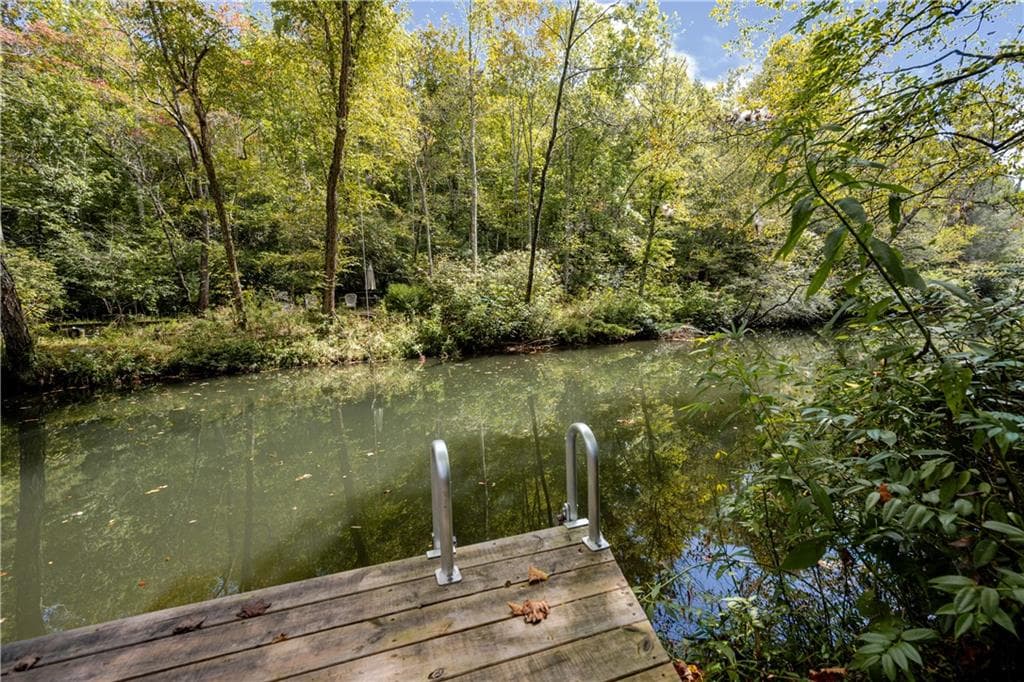 2 bedroom, 2 bathroom, 1,500 sq ft single family residence for sale at 124 CANDY MAN Lane, Dahlonega, GA 30533 — photo 9