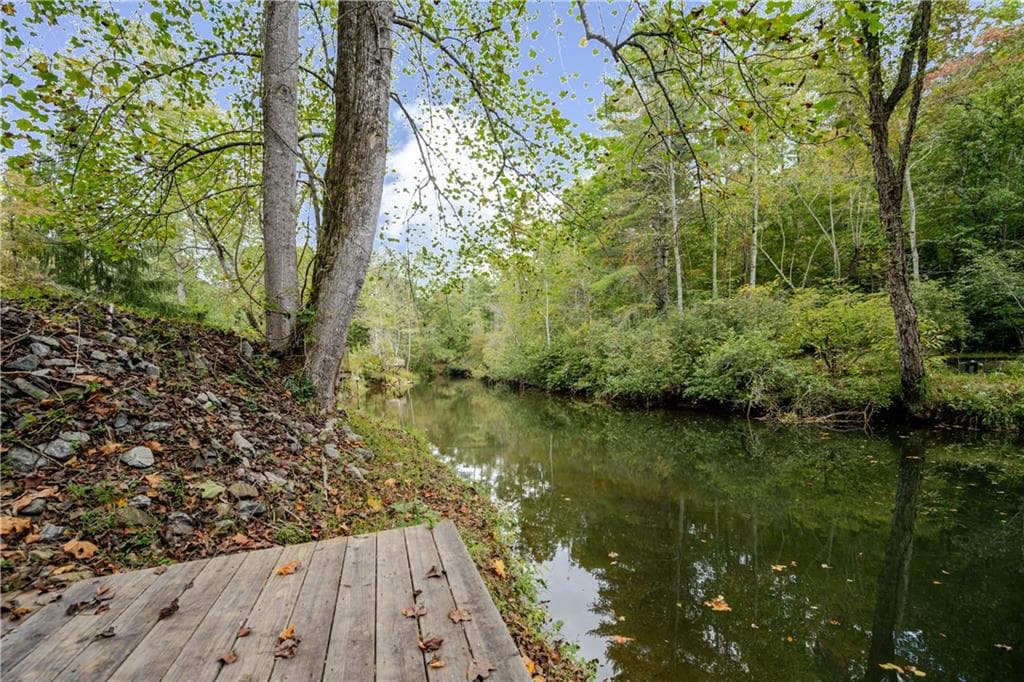 2 bedroom, 2 bathroom, 1,500 sq ft single family residence for sale at 124 CANDY MAN Lane, Dahlonega, GA 30533 — photo 10