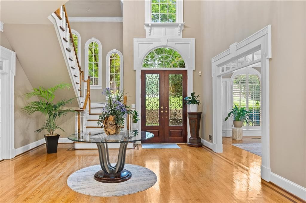 7 bedroom, 7 bathroom, 8,000 sq ft single family residence for sale at 235 N Smead Court, Roswell, GA 30076 — photo 6