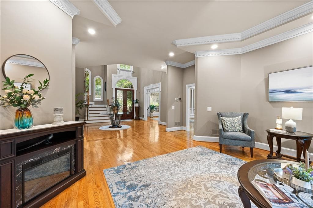 7 bedroom, 7 bathroom, 8,000 sq ft single family residence for sale at 235 N Smead Court, Roswell, GA 30076 — photo 9