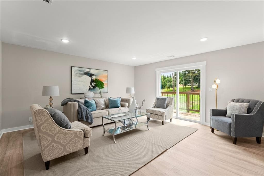 3 bedroom, 3 bathroom, 4,047 sq ft single family residence for sale at 6575 Riley Road, Cumming, GA 30028 — photo 5