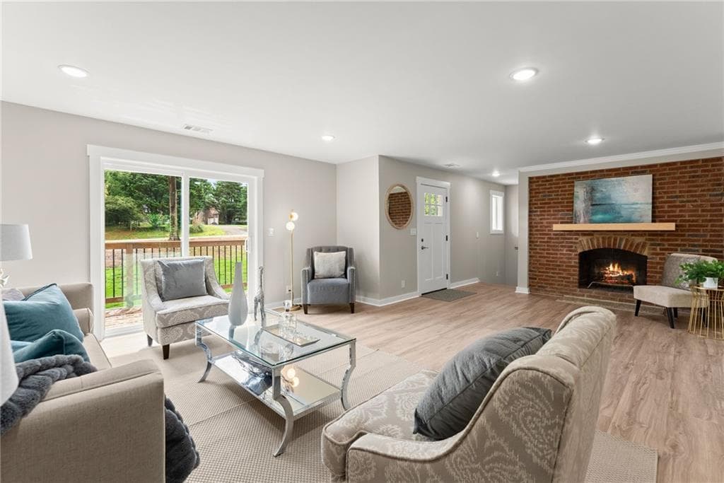 3 bedroom, 3 bathroom, 4,047 sq ft single family residence for sale at 6575 Riley Road, Cumming, GA 30028 — photo 8
