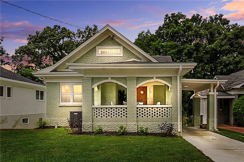 5 bedroom, 4 bathroom, 1,910 sq ft single family residence for sale at 583 Flat Shoals Avenue, Atlanta, GA 30316 — photo 2