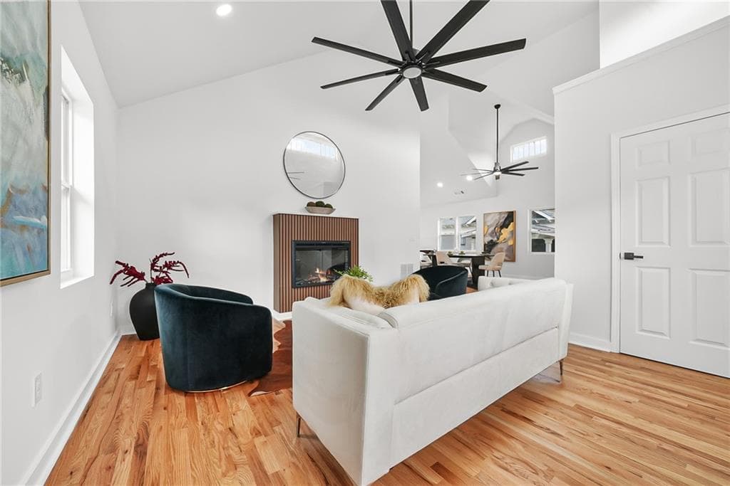 5 bedroom, 4 bathroom, 1,910 sq ft single family residence for sale at 583 Flat Shoals Avenue, Atlanta, GA 30316 — photo 7