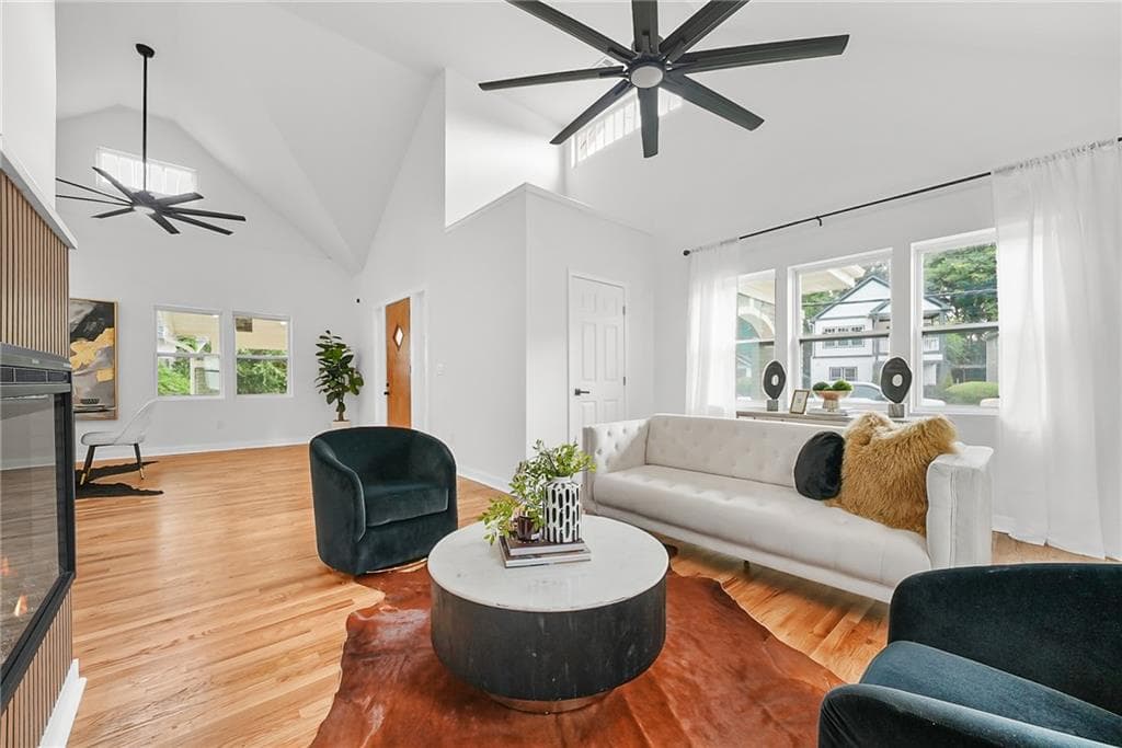5 bedroom, 4 bathroom, 1,910 sq ft single family residence for sale at 583 Flat Shoals Avenue, Atlanta, GA 30316 — photo 8
