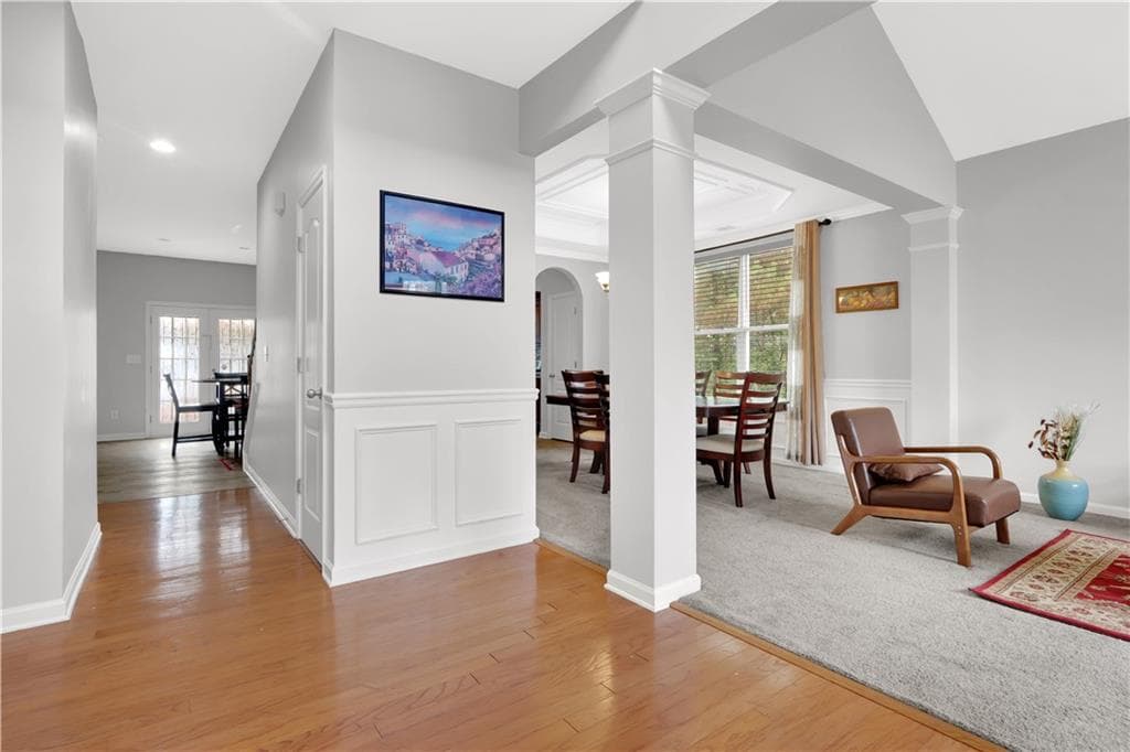5 bedroom, 3 bathroom, 2,717 sq ft single family residence for sale at 660 Simonton Crest Drive, Lawrenceville, GA 30045 — photo 3