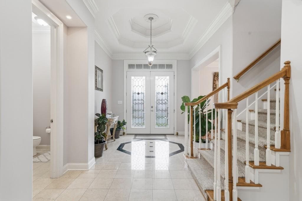 6 bedroom, 5 bathroom, 6,592 sq ft single family residence for sale at 813 Black Diamond Drive, Mcdonough, GA 30253 — photo 2