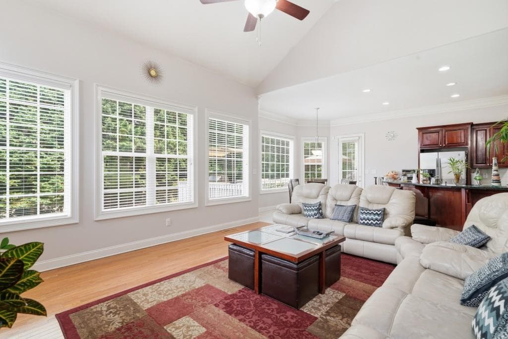 6 bedroom, 5 bathroom, 6,592 sq ft single family residence for sale at 813 Black Diamond Drive, Mcdonough, GA 30253 — photo 6
