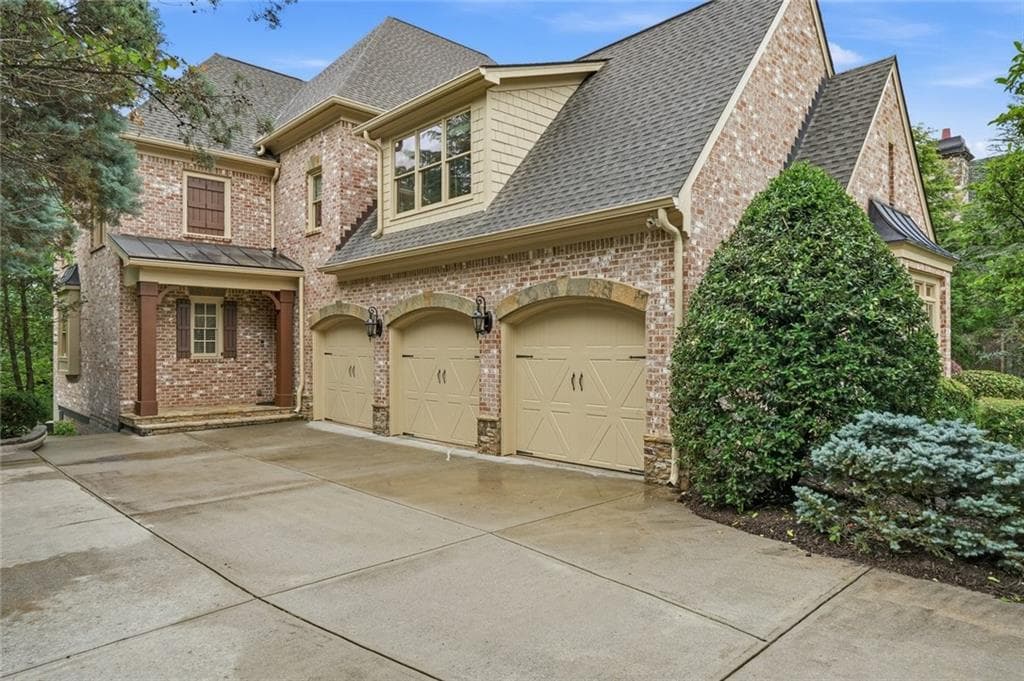 6 bedroom, 8 bathroom, 9,691 sq ft single family residence sold at 2210 Heathermoor Hill Drive, Marietta, GA 30062