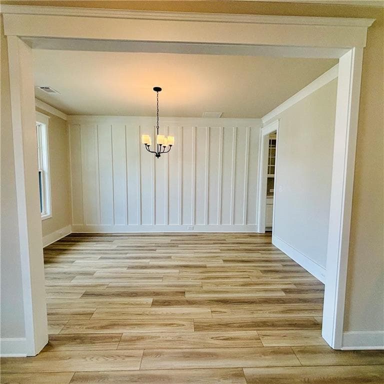 5 bedroom, 4 bathroom, 3,462 sq ft single family residence for sale at 326 Scarlett Rose Way, Hoschton, GA 30548 — photo 6