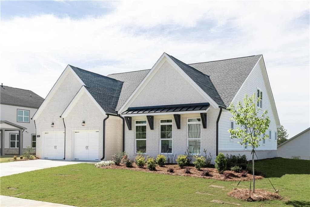 4 bedroom, 4 bathroom, 3,046 sq ft single family residence for sale at 6520 Wallace Farms Drive, Cumming, GA 30028 — photo 2