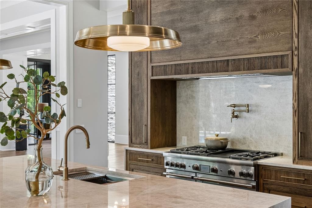 7 bedroom, 9 bathroom, 11,950 sq ft single family residence for sale at 4715 Northside Drive, Atlanta, GA 30327 — photo 8
