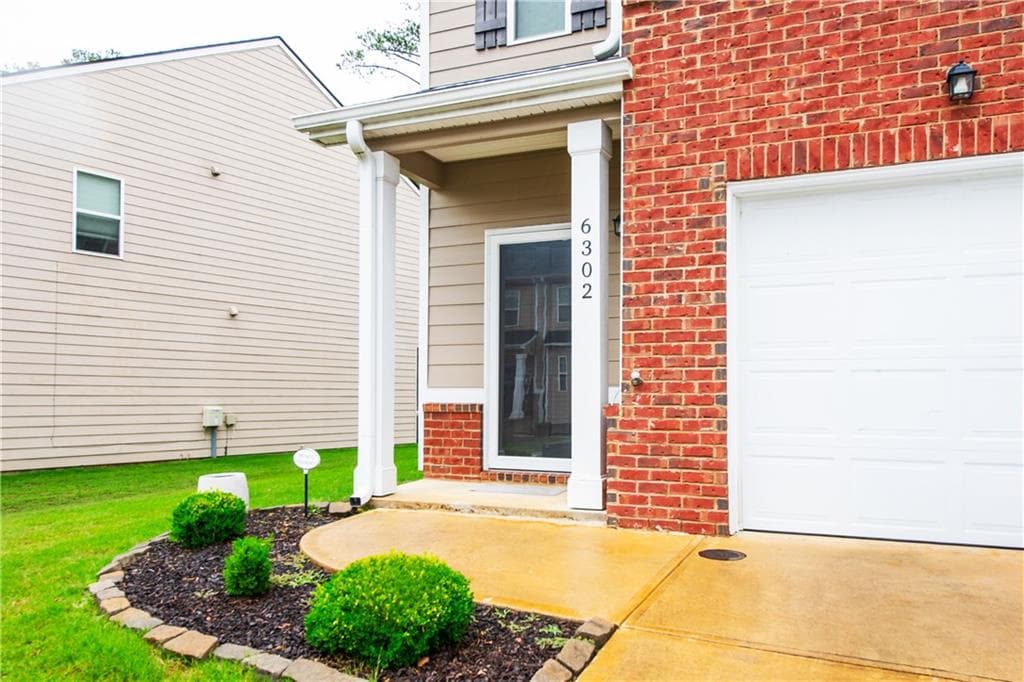 3 bedroom, 3 bathroom, 1,461 sq ft townhouse for sale at 6302 Rockaway Road, Atlanta, GA 30349 — photo 4