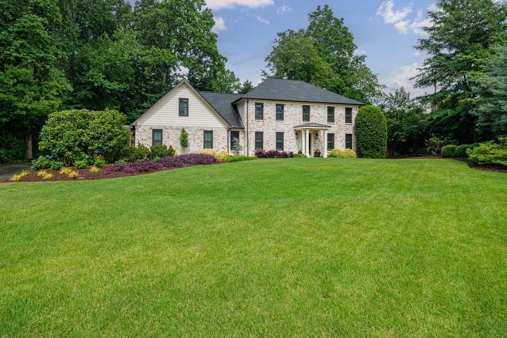 4 bedroom, 3 bathroom, 2,622 sq ft single family residence sold at 425 Millbrook Trace, Marietta, GA 30068