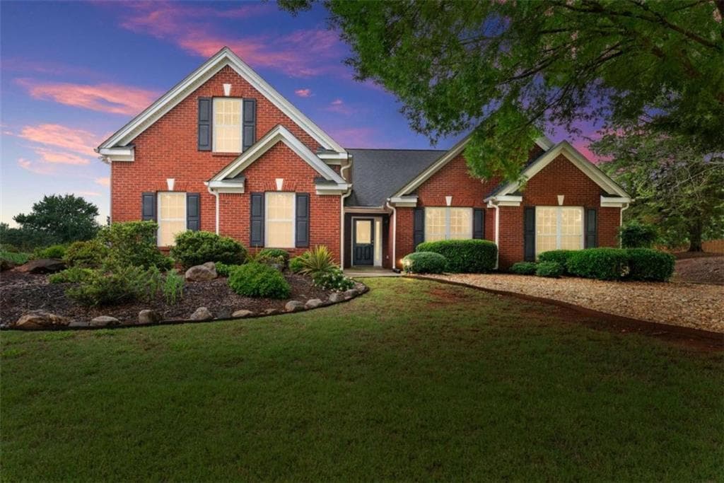 4 bedroom, 2 bathroom, 1,935 sq ft single family residence under contract at 130 Meadow Creek Drive, Jefferson, GA 30549