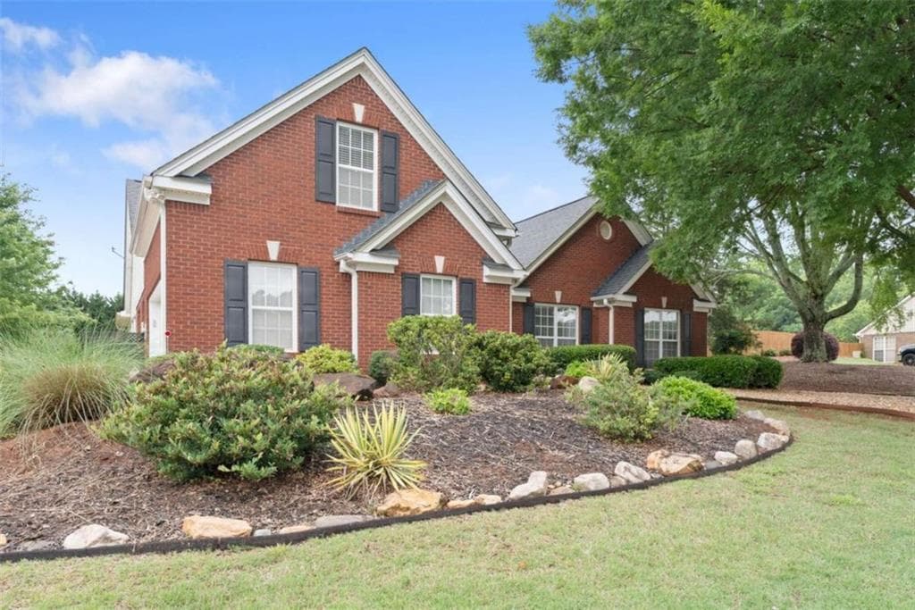 4 bedroom, 2 bathroom, 1,935 sq ft single family residence under contract at 130 Meadow Creek Drive, Jefferson, GA 30549 — photo 3