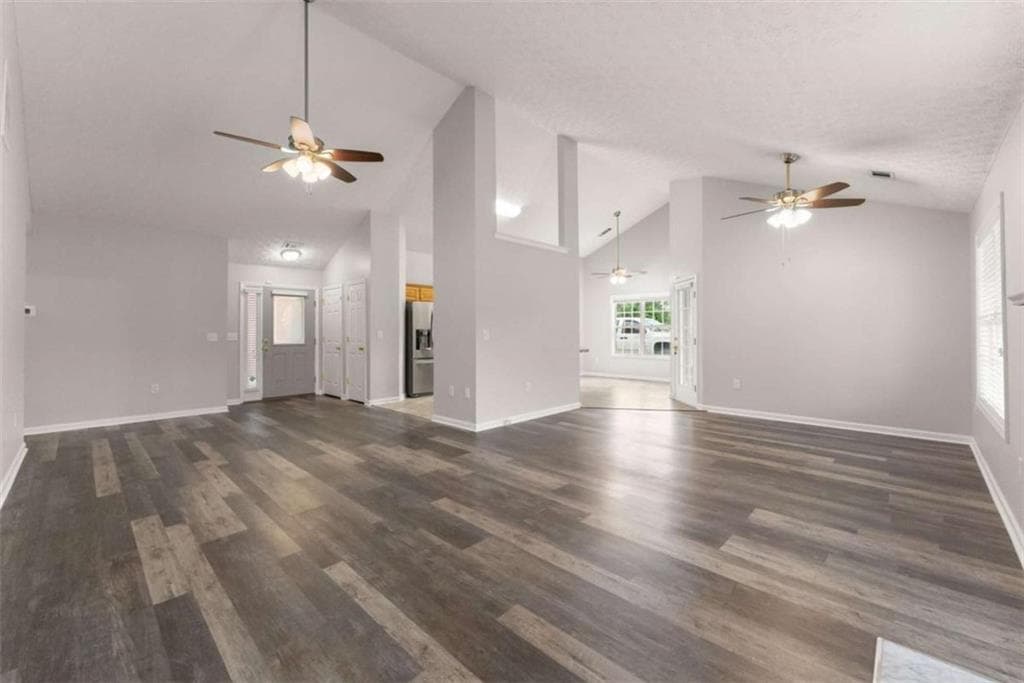 4 bedroom, 2 bathroom, 1,935 sq ft single family residence under contract at 130 Meadow Creek Drive, Jefferson, GA 30549 — photo 7