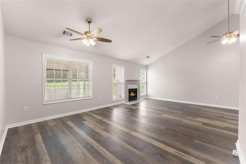 4 bedroom, 2 bathroom, 1,935 sq ft single family residence under contract at 130 Meadow Creek Drive, Jefferson, GA 30549 — photo 10