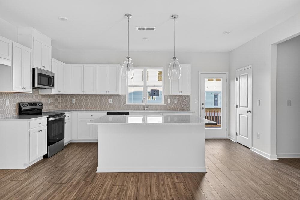 3 bedroom, 4 bathroom, 1,893 sq ft townhouse for sale at 100 Epperly Way, Tucker, GA 30084 — photo 6