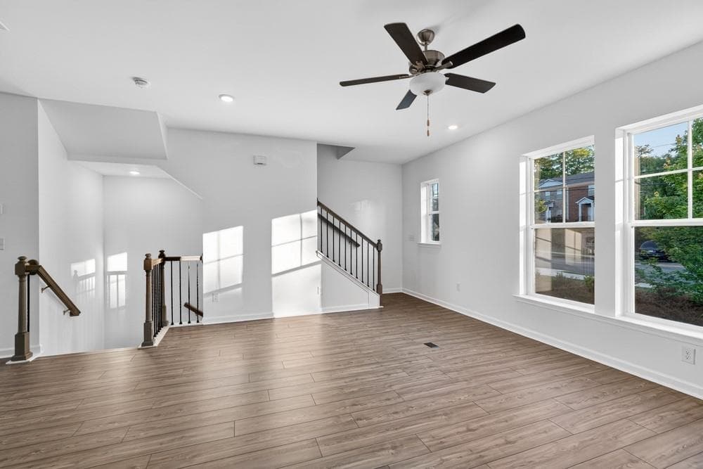 3 bedroom, 4 bathroom, 1,893 sq ft townhouse for sale at 100 Epperly Way, Tucker, GA 30084 — photo 10