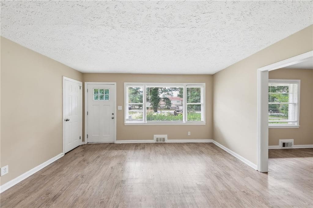 4 bedroom, 2 bathroom, 1,156 sq ft single family residence for sale at 3332 Mcafee Road, Decatur, GA 30032 — photo 10