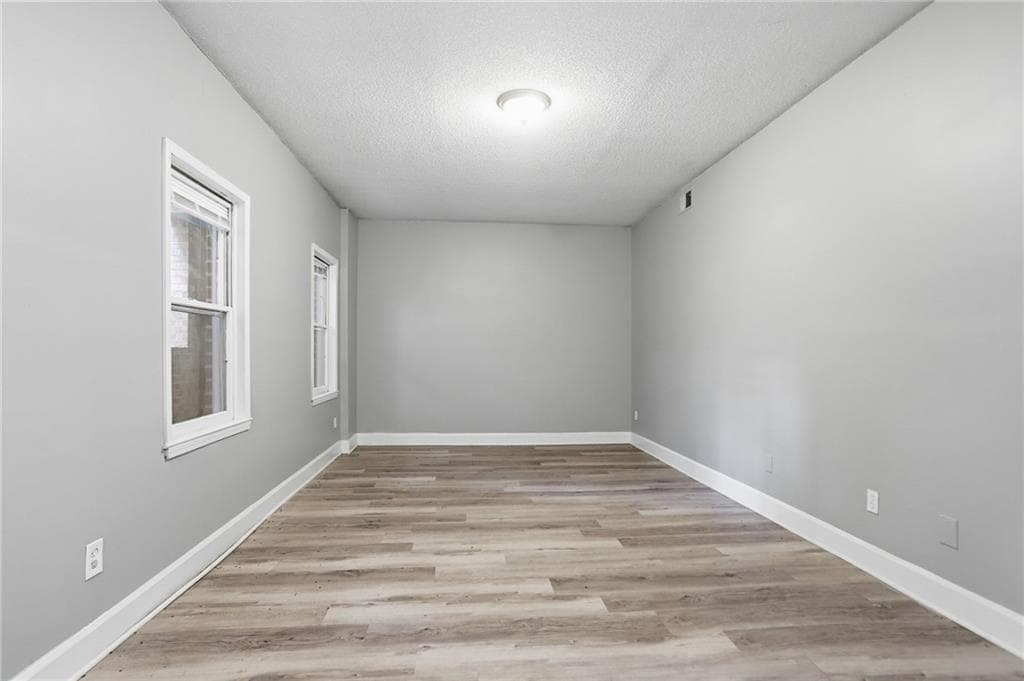 3 bedroom, 3 bathroom, 2,916 sq ft single family residence for sale at 104 Ashland Trail, Tyrone, GA 30290 — photo 8