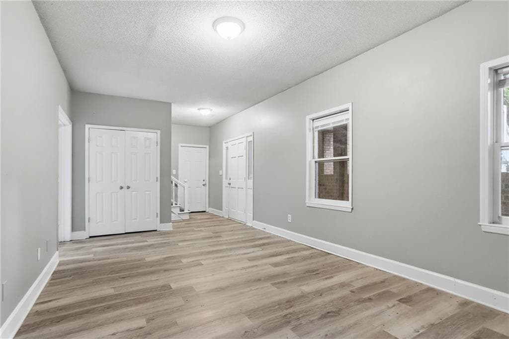 3 bedroom, 3 bathroom, 2,916 sq ft single family residence for sale at 104 Ashland Trail, Tyrone, GA 30290 — photo 9