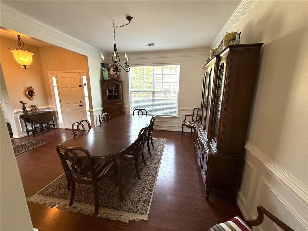 4 bedroom, 3 bathroom, 2,646 sq ft single family residence for sale at 6640 Grand Magnolia Drive, Buford, GA 30518 — photo 3