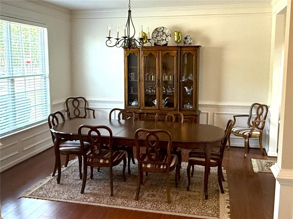 4 bedroom, 3 bathroom, 2,646 sq ft single family residence for sale at 6640 Grand Magnolia Drive, Buford, GA 30518 — photo 4