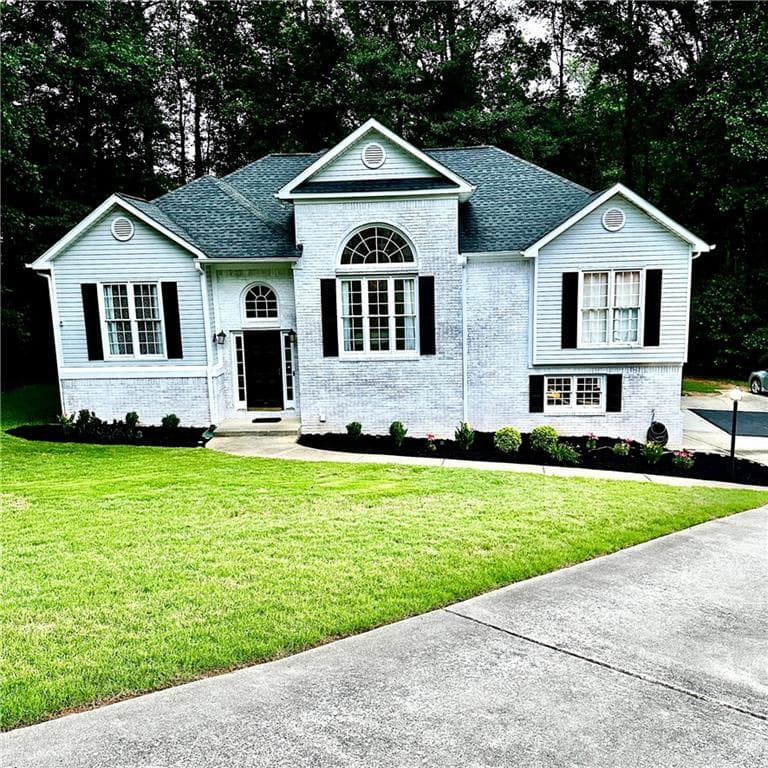 4 bedroom, 2 bathroom, 2,623 sq ft single family residence for sale at 160 Camden Woods Place, Dallas, GA 30157 — photo 1 of 47