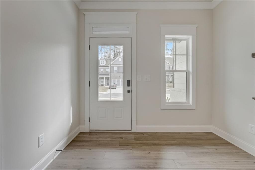 4 bedroom, 4 bathroom, 3,410 sq ft single family residence under contract at 1762 Dover Creek Lane, Lawrenceville, GA 30045 — photo 5