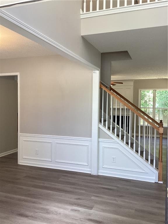 4 bedroom, 3 bathroom, 2,369 sq ft single family residence for rent at 550 Ashland Parkway, Woodstock, GA 30189 for $2,550 a month — photo 2