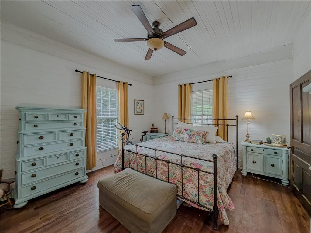 4 bedroom, 3 bathroom, 2,600 sq ft single family residence for sale at 91 Boogers Hill Road, Oxford, GA 30054 — photo 5