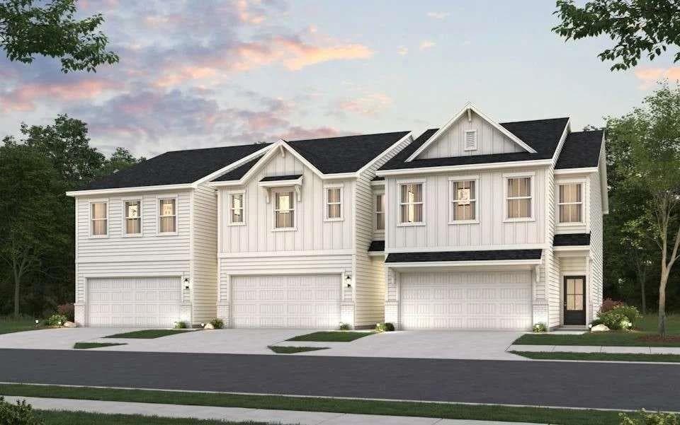 3 bedroom, 3 bathroom, 1,842 sq ft townhouse sold at 2009 Underwood Drive 94, Lawrenceville, GA 30043