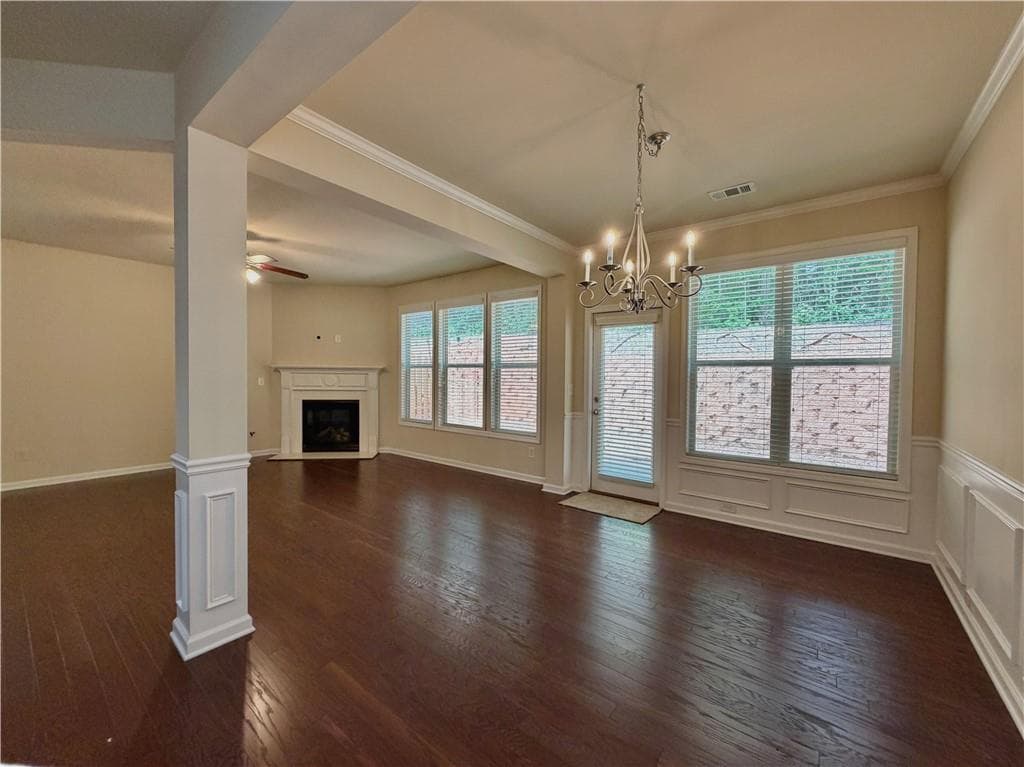 3 bedroom, 3 bathroom, 2,018 sq ft single family residence for rent at 6215 Crested Moss Drive, Alpharetta, GA 30004 for $2,600 a month — photo 7