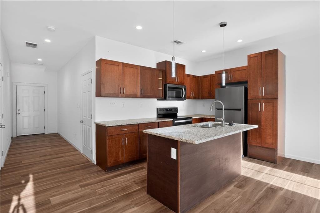 3 bedroom, 3 bathroom, 1,426 sq ft townhouse for rent at 4011 Redan Road 5, Stone Mountain, GA 30083 for $1,990 a month — photo 4