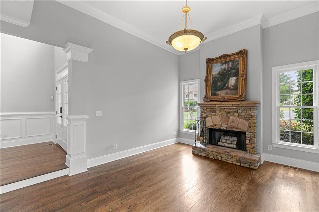 6 bedroom, 6 bathroom, 5,482 sq ft single family residence under contract at 302 Beech Tree Hollow, Sugar Hill, GA 30518 — photo 6