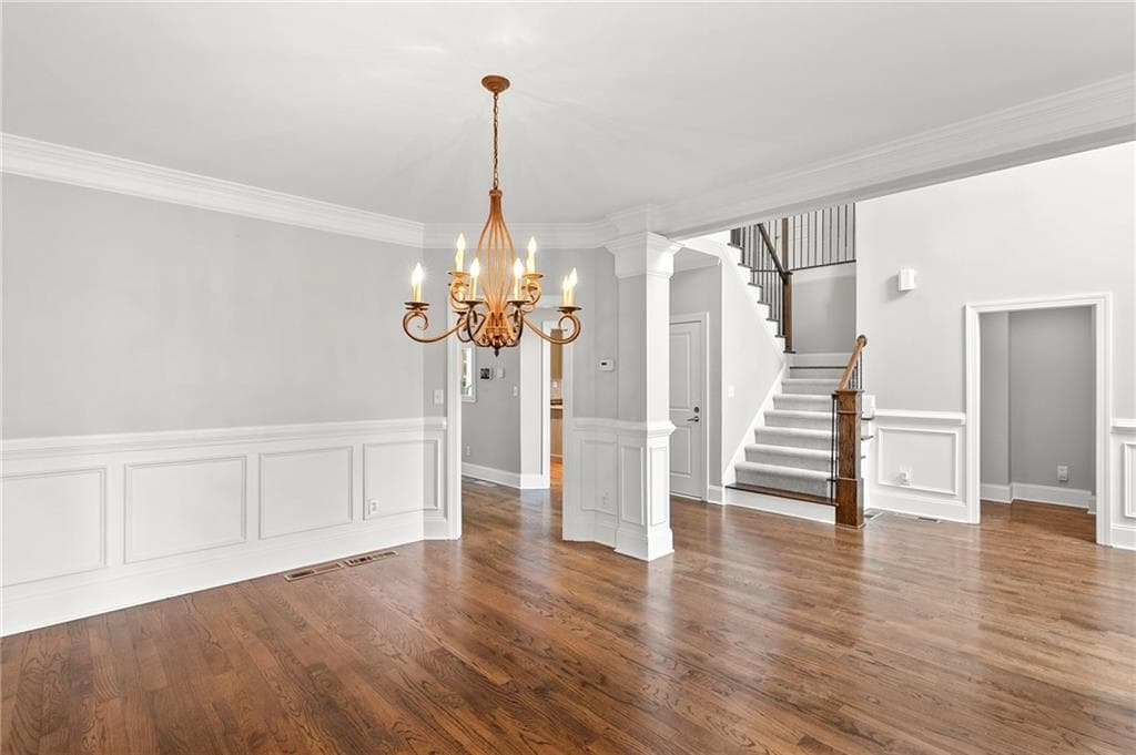 6 bedroom, 6 bathroom, 5,482 sq ft single family residence under contract at 302 Beech Tree Hollow, Sugar Hill, GA 30518 — photo 10