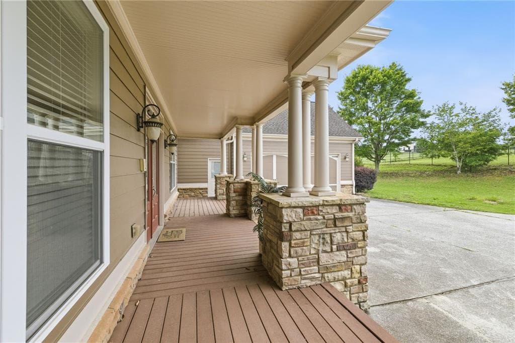 5 bedroom, 4 bathroom, 3,996 sq ft single family residence for sale at 1173 Dee Kennedy Road, Auburn, GA 30011 — photo 5